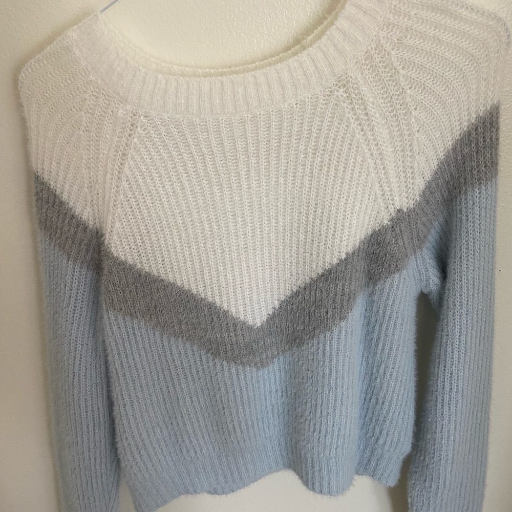 LA hearts Pacsun sweater